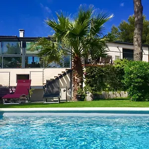 Maison d'hôtes L'escale Cote Bleue And 