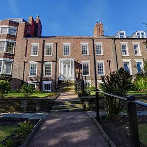 White Linen Whitby, Only Guest house Whitby