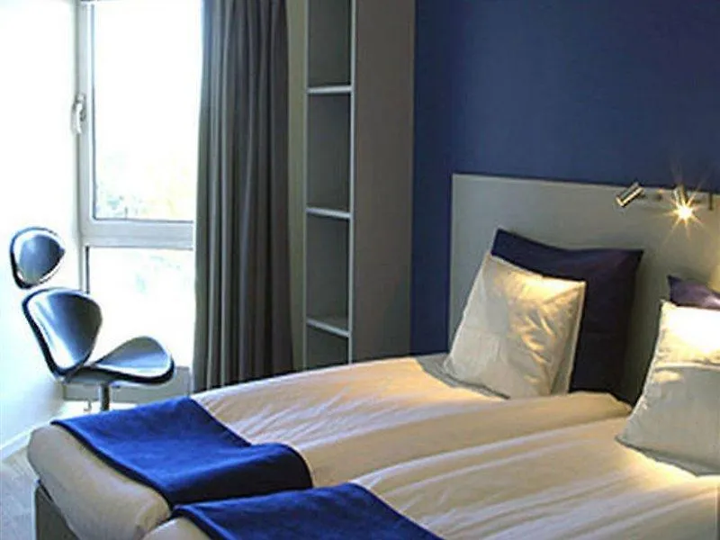 Connect Hotel Stockholm 3*,